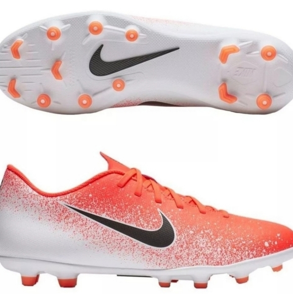 poshmark soccer cleats